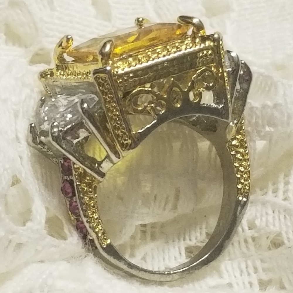💛Silver Ring Gold Cushion Trillion Sapphire  Sz 8